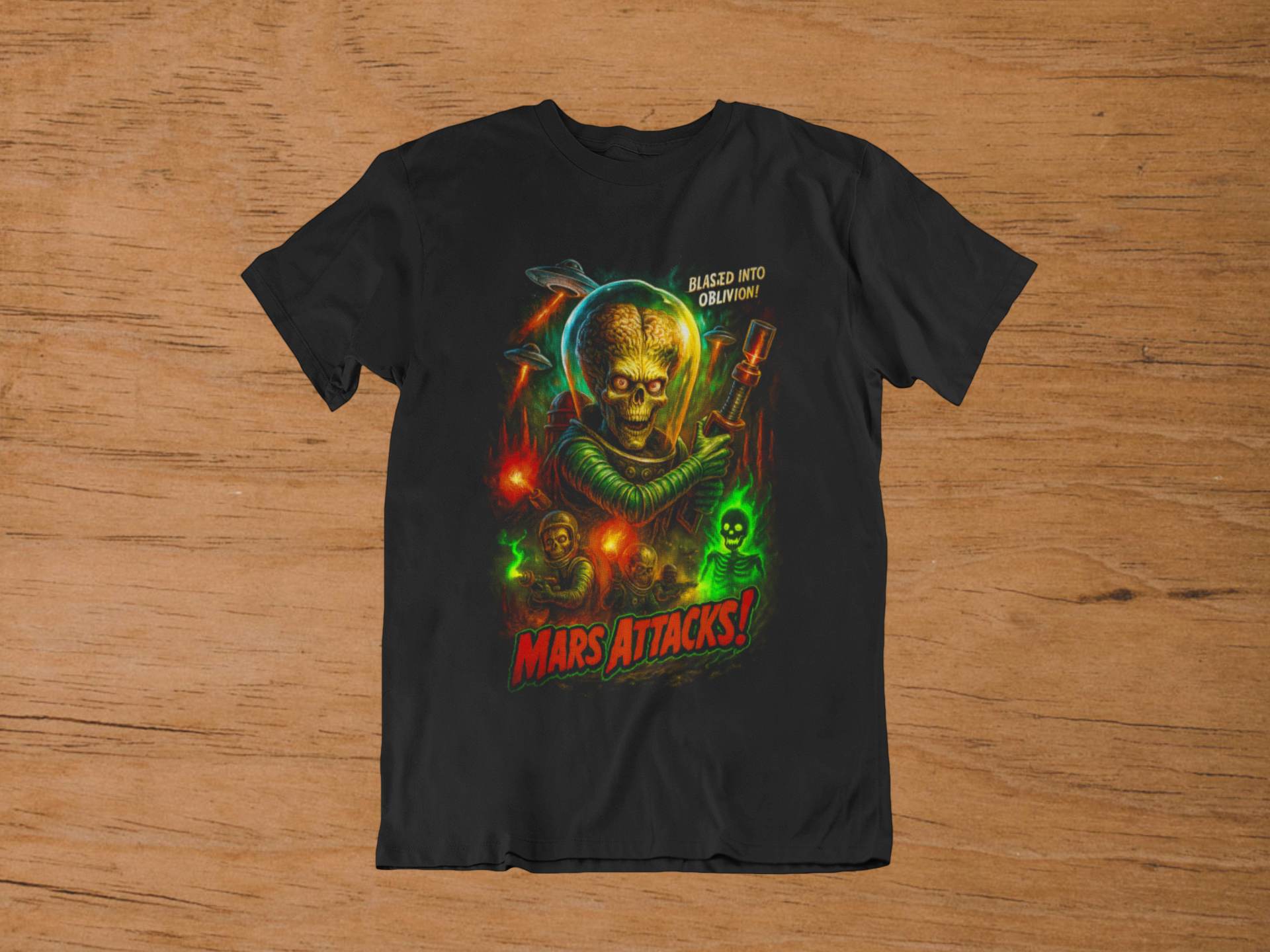 T-shirt "Mars Attacks!" – Sci-Fi Cult Classic Art / Martian Invader Graphic